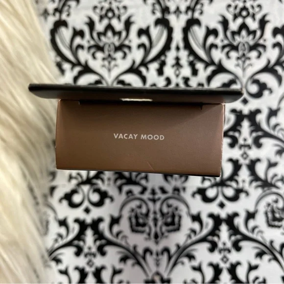 NWT : ELF : vegan ‘vacay mood’ glowing luminous putty bronzer beauty makeup - Picture 5 of 12